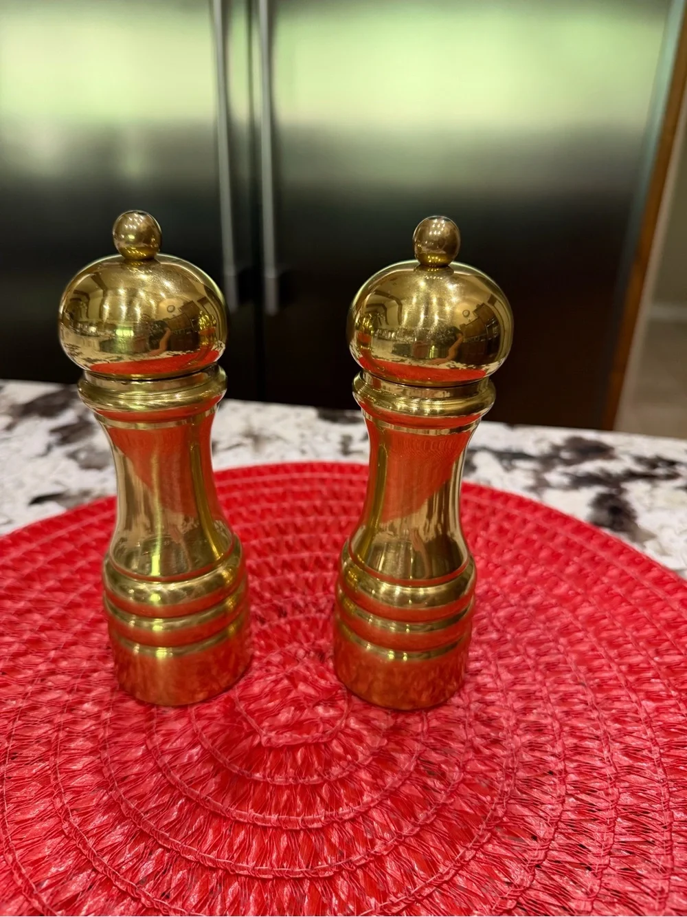 Williams Sonoma Gold  Salt Grinders. Read Description